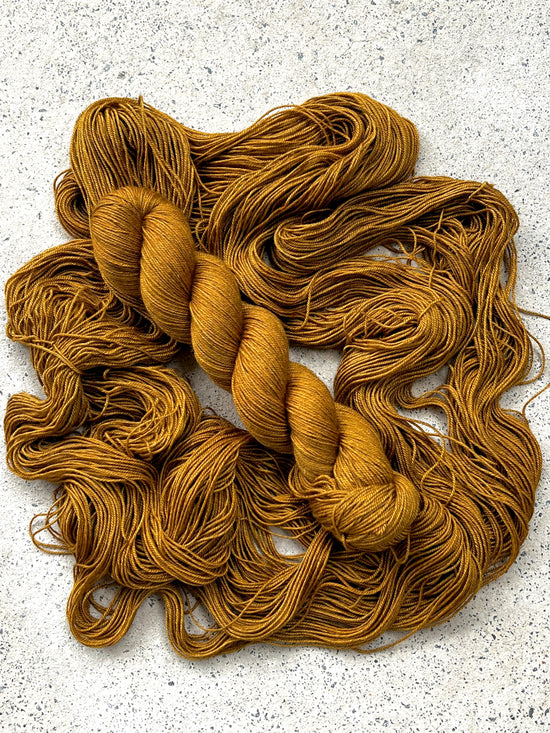 Merino Silk Yak Yarn | Beekeeper