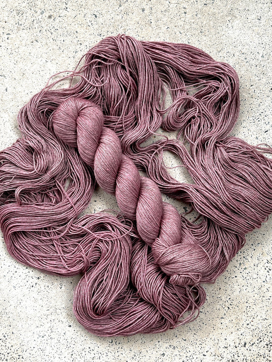 Merino Silk Yak Yarn | Rose