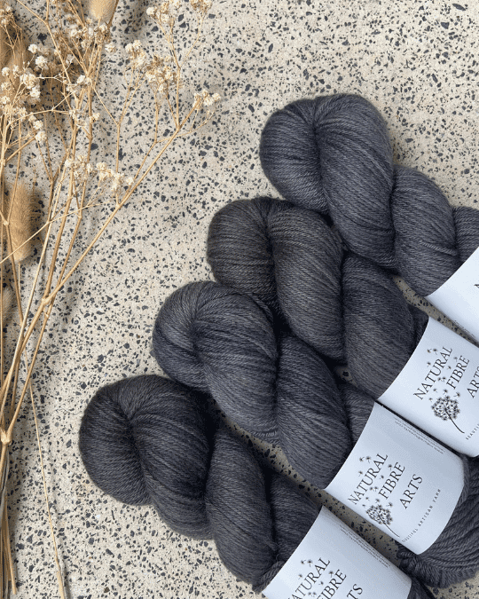 SRS Merino 8 Ply DK | Charcoal yarn skein