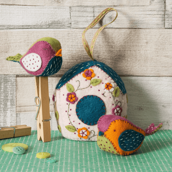 Birdhouse & Two Birds Felt Kit